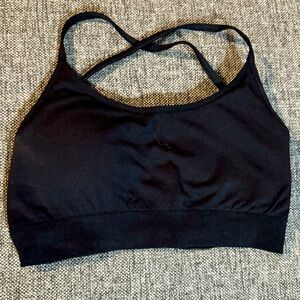 NVGTN Invincible Seamless Sports Bra